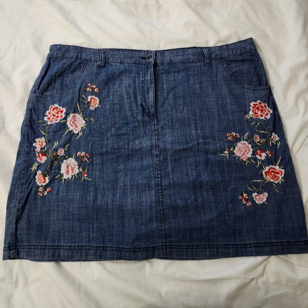 Skort Size 20W by Karen Scott